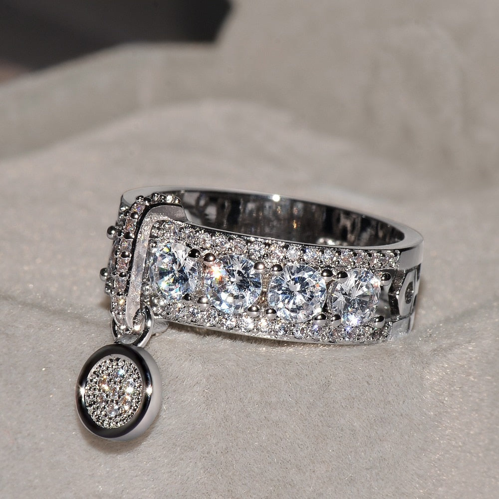 Ryonne Royal-Inspired Jewelry - Regal Elegant Design | emerallda