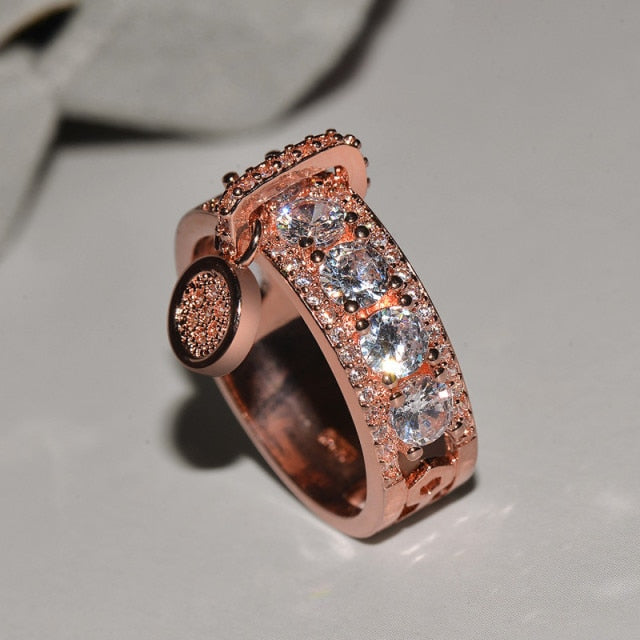 Ryonne Royal-Inspired Jewelry - Regal Elegant Design | emerallda
