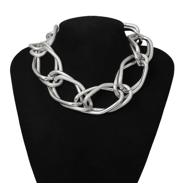 Vorax Silver Necklace - Premium Jewelry | emerallda