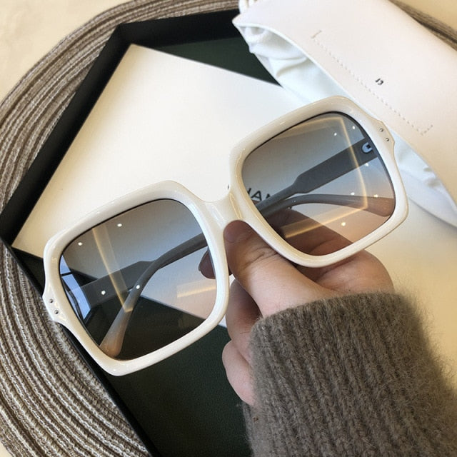 Frank Gold Sunglasses - Premium Luxury Eyewear | emerallda