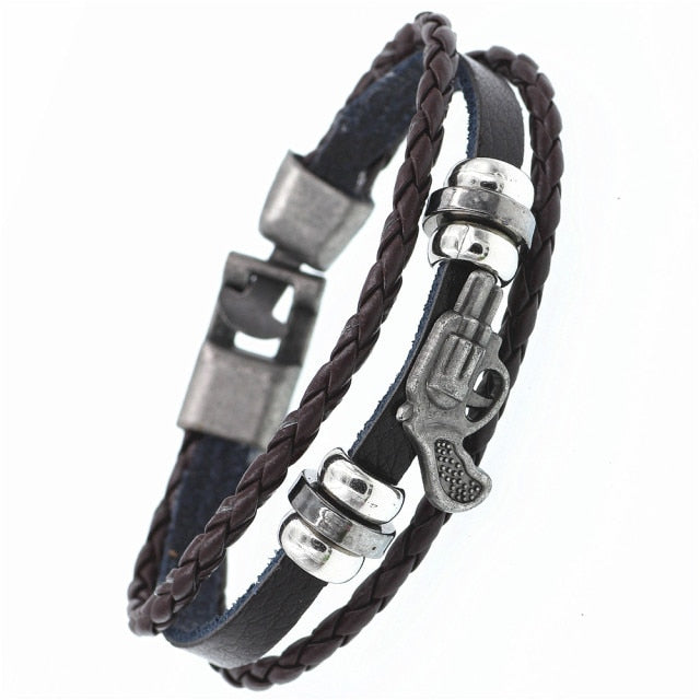 Demergo Heart Cuff Bracelet - Classic Unisex Jewelry | emerallda