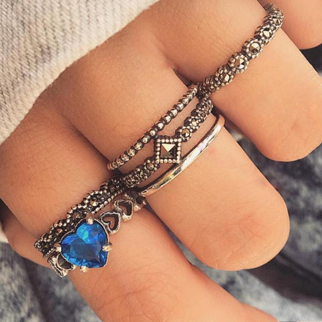 Amor Love-Inspired Jewelry - Romantic Heart Design | emerallda