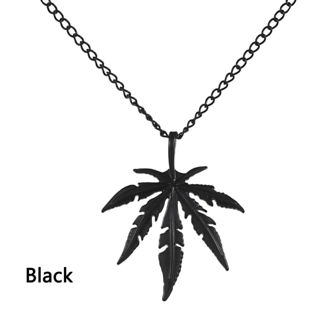 Leaf Pattern Pendant Necklace - Unisex Fashion Jewelry | emerallda