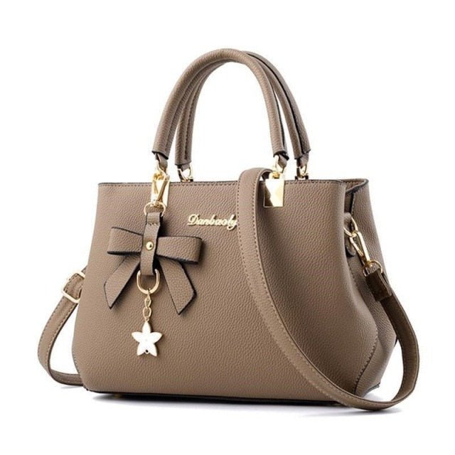 Elegant Fashion Bag - Sophisticated Style | emerallda