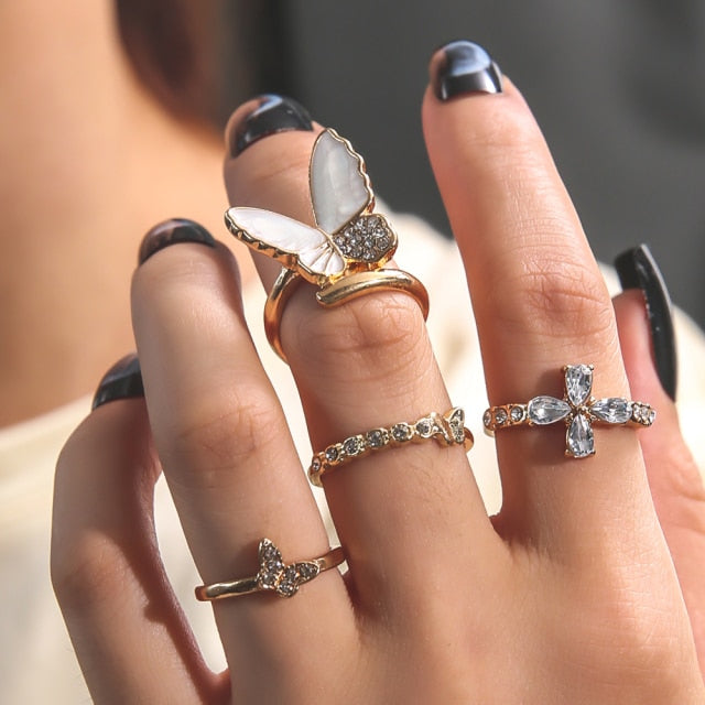 Amor Love-Inspired Jewelry - Romantic Heart Design | emerallda